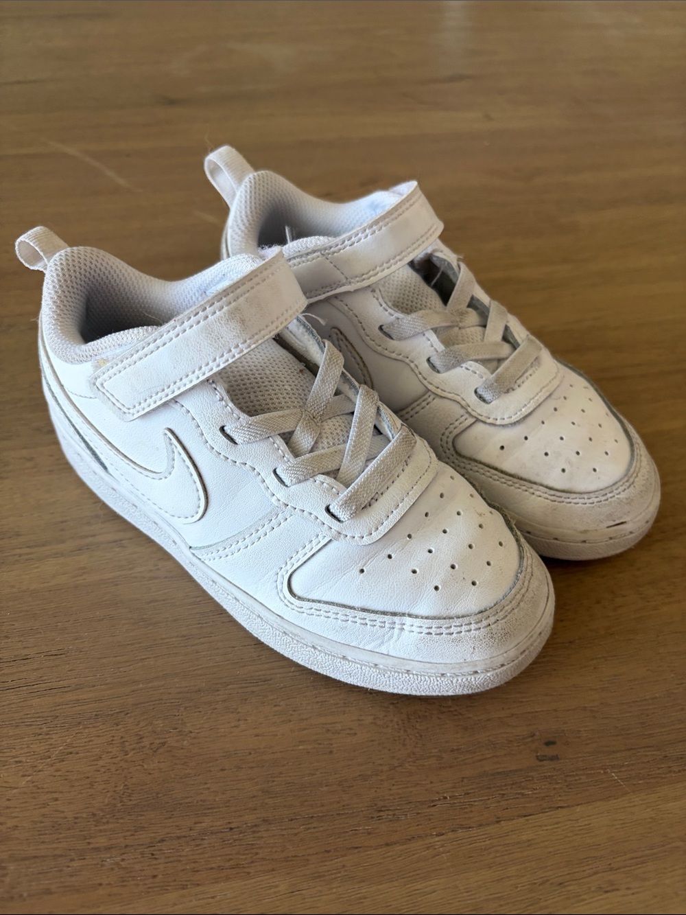 Kids toddler Nike sneakers